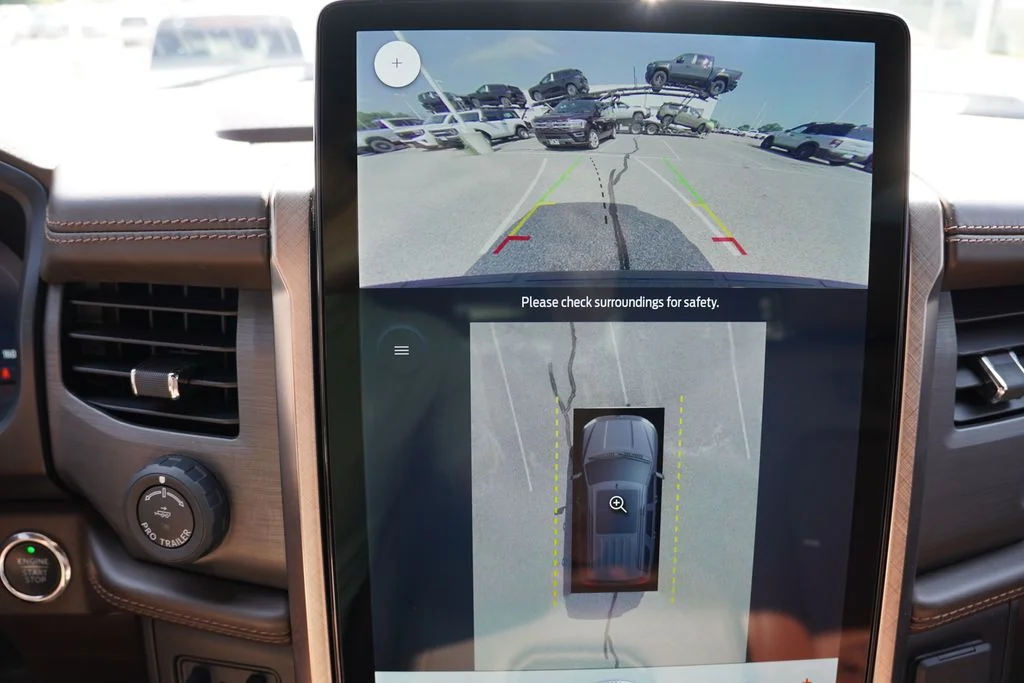 Used 2023 White Ford King Ranch image 43