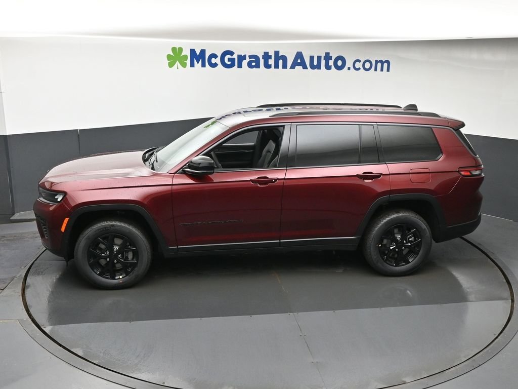 New 2026 Velvet Red Pearl-Coat Exterior Paint Jeep Altitude image 23
