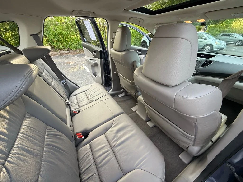 Used 2014  Honda EX-L image 20