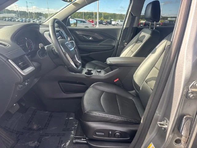 Used 2024 Sterling Metallic GMC SLT image 11