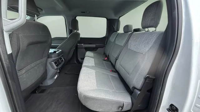 Used 2025  Ford XL image 19