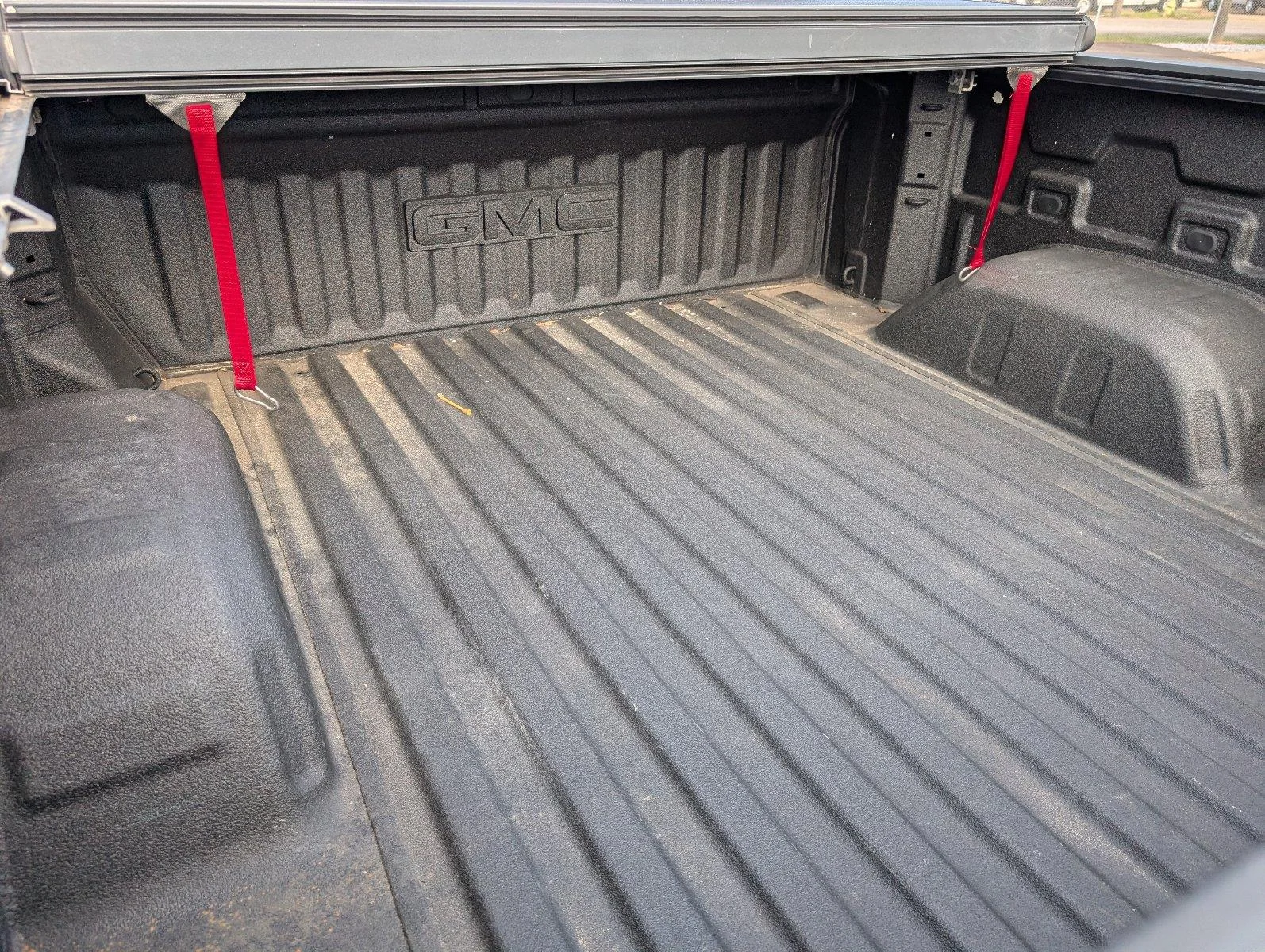 Used 2023 STERLING METALLIC GMC SLT image 38