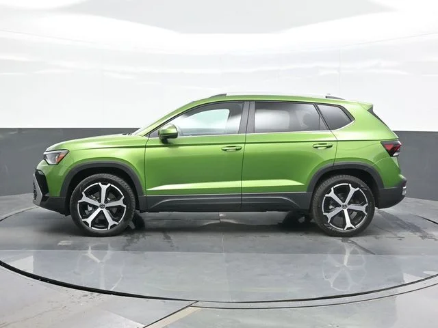 New 2026 Green Volkswagen 1.5T SEL image 4