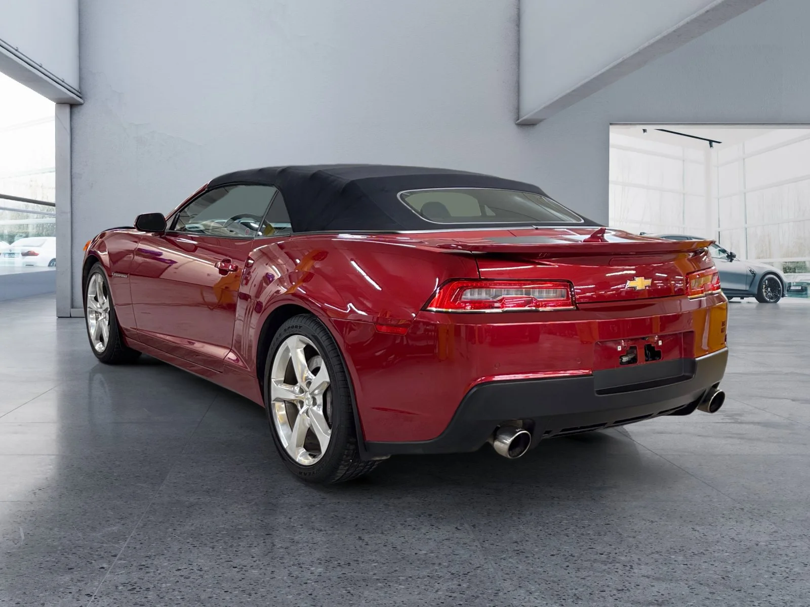 Used 2015 Red Chevrolet SS image 3