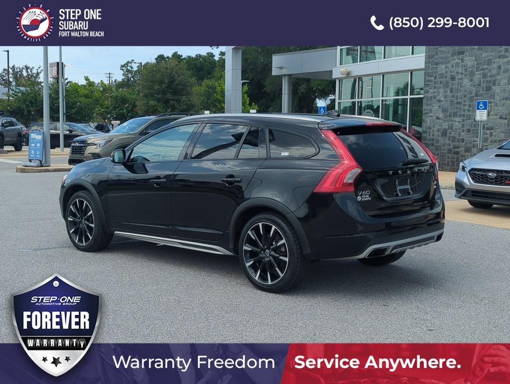 Used 2018 Black Volvo T5 image 5