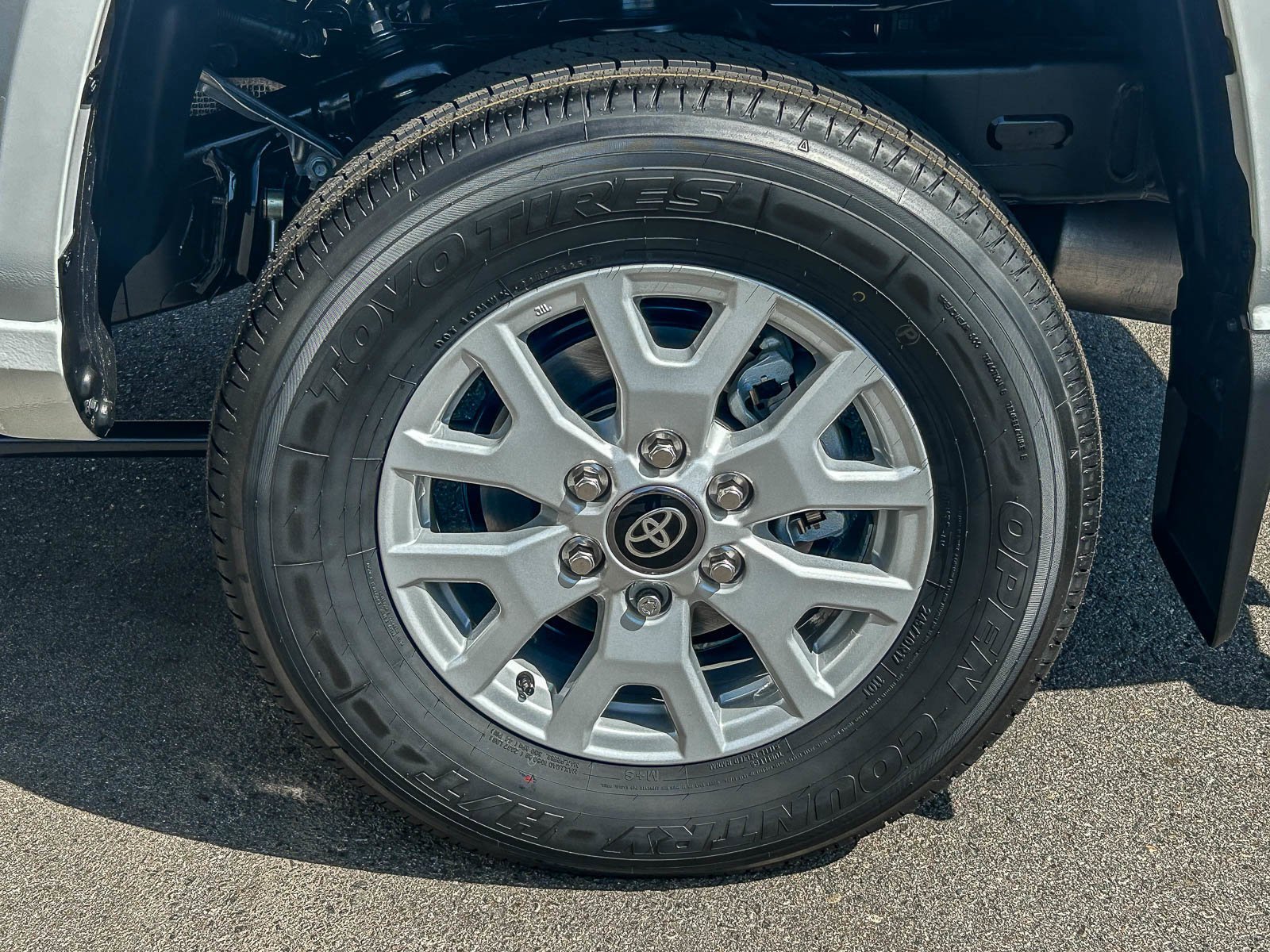 2026 Toyota Tacoma SR5 - Photo 11
