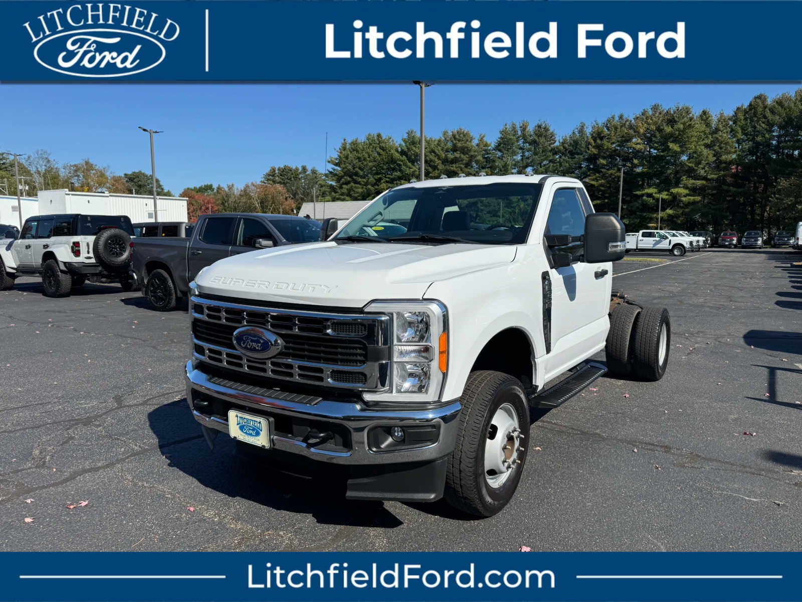 2023 Ford F-350 Super Duty Chassis Cab