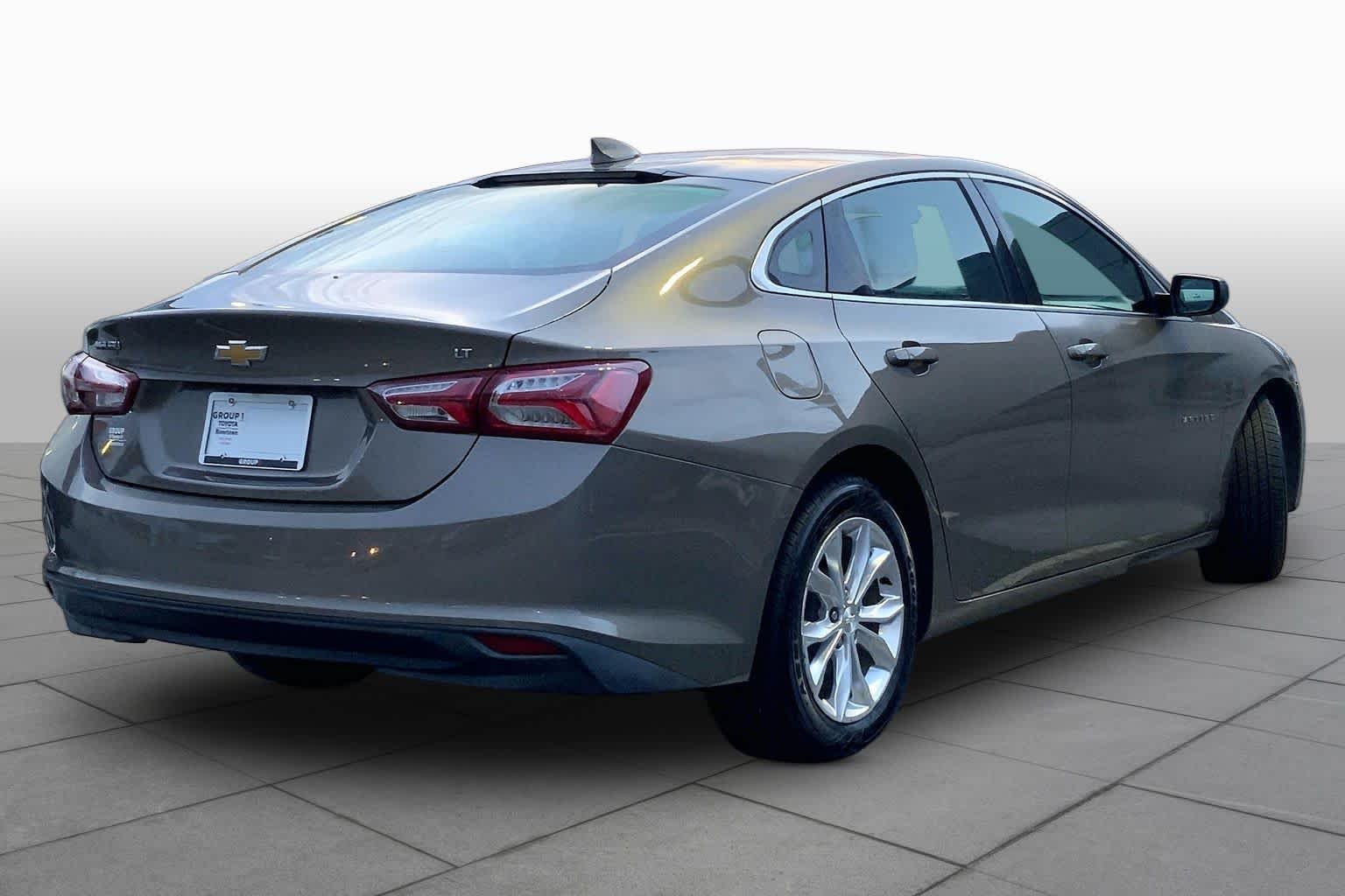 Used 2020 Stone Gray Metallic Chevrolet LT image 13