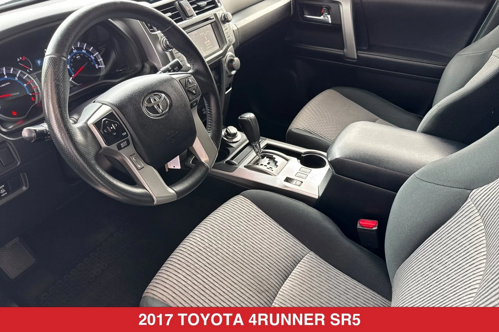 Used 2017 White Toyota SR5 image 11