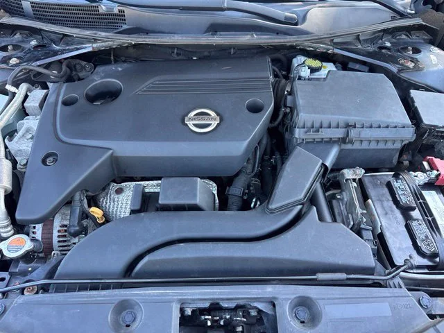 Used 2013 Gray Nissan 2.5 SL image 18