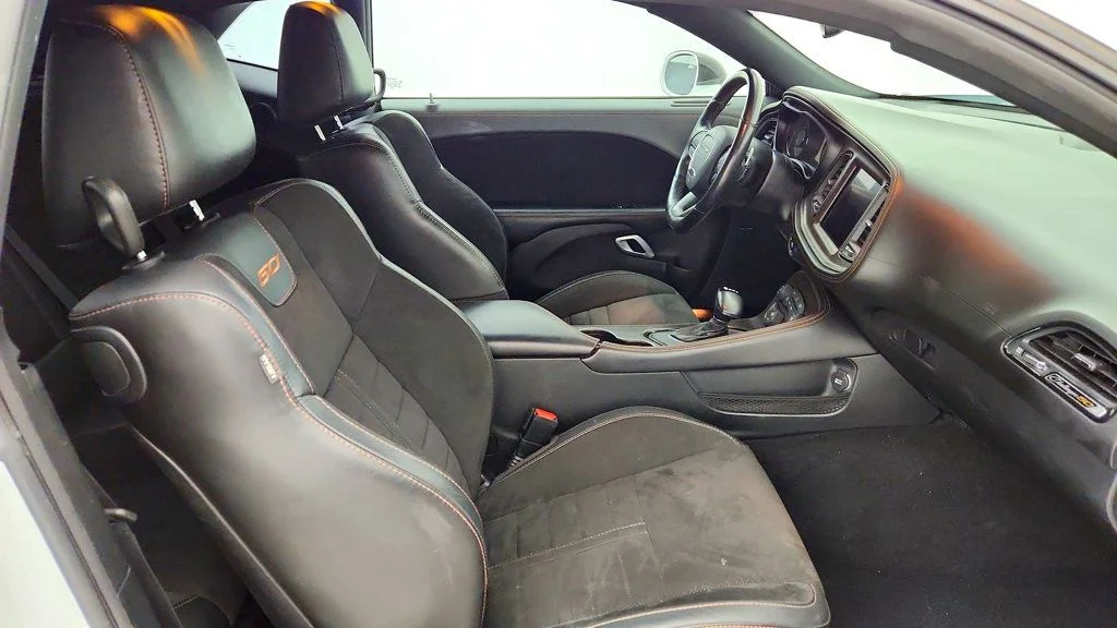 Used 2020 White Knuckle Clearcoat Dodge R/T Scat Pack 50th Ann. Widebody RWD w/ harman/kardon & Sunroof image 23