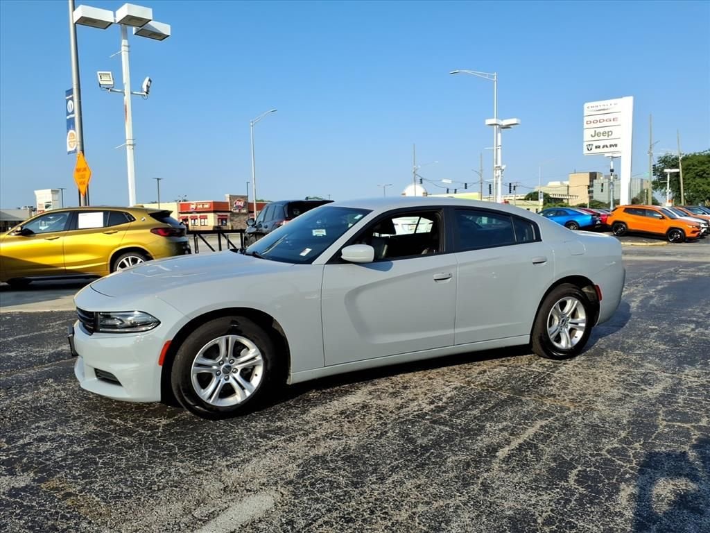 Certified Used 2021 Gray Dodge SXT image 4
