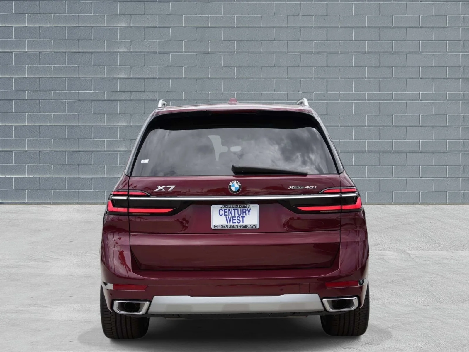 Used 2026 Aventurin Red Metallic BMW xDrive40i Sports Activity Vehicle image 4