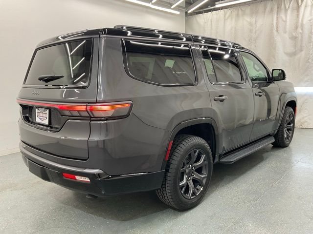 New 2026 Baltic-Gray Metallic Clear-Coat Exterior Paint Jeep Upland image 7
