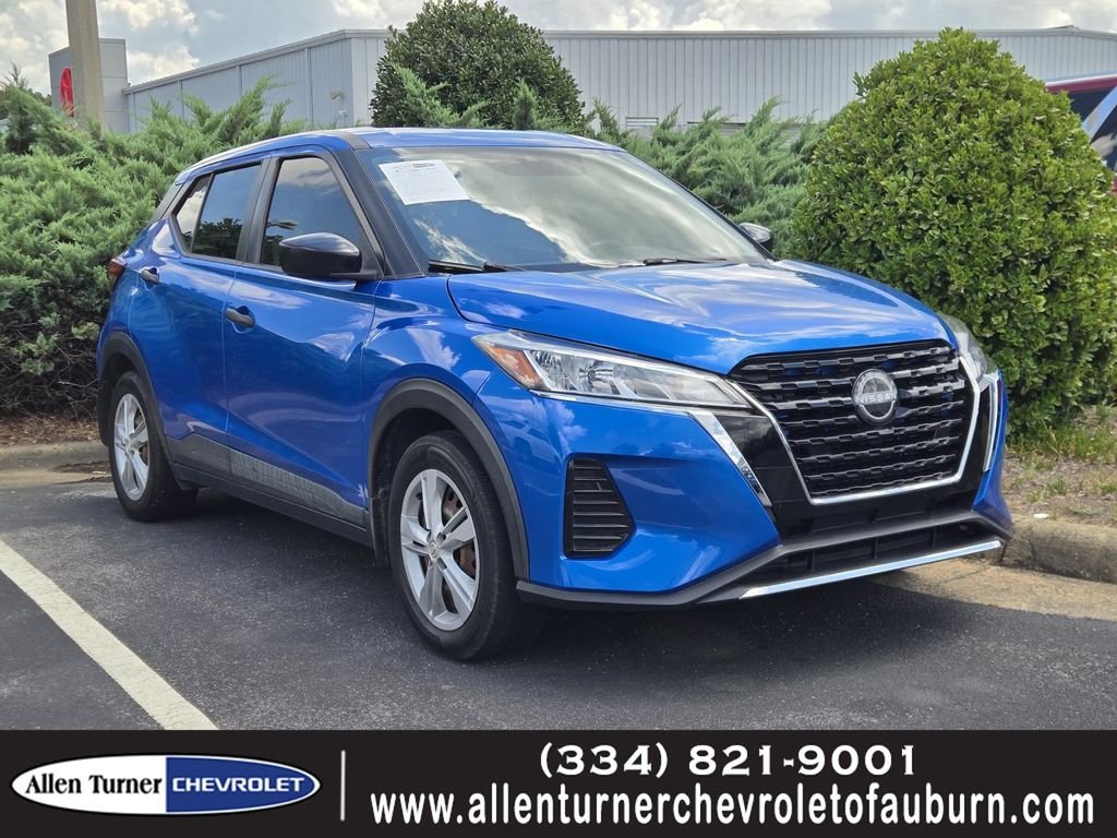 Used 2022 Blue Nissan S image 1