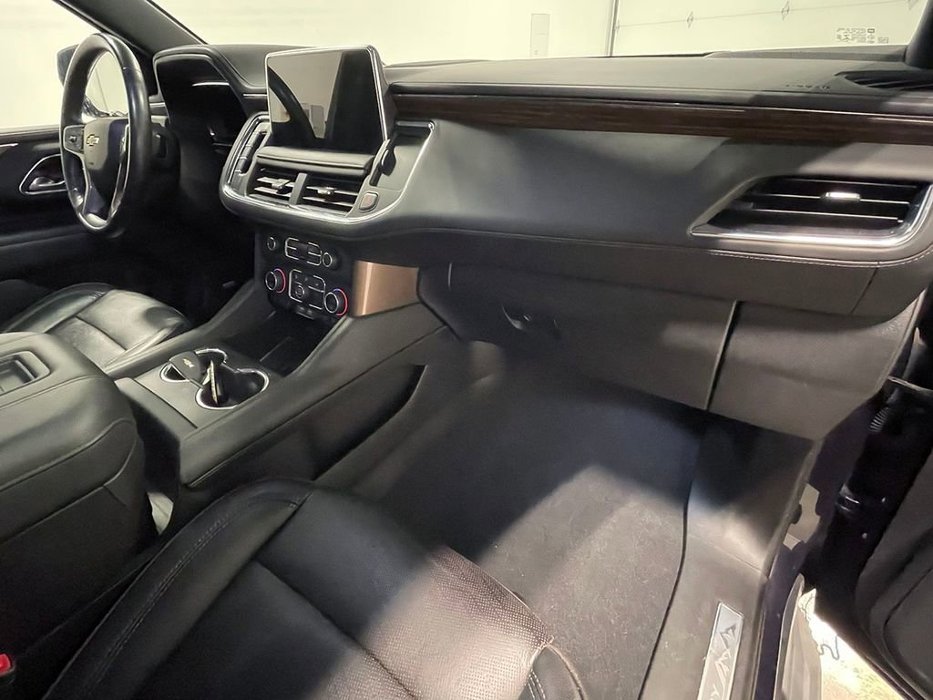 Used 2023 Dark Ash Metallic Chevrolet High Country image 27