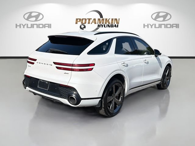 Used 2024 White Genesis 2.5T image 5