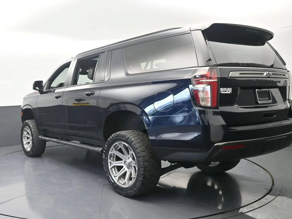 Used 2022 MIDNIGHT BLUE METALLIC Chevrolet Z71 image 4