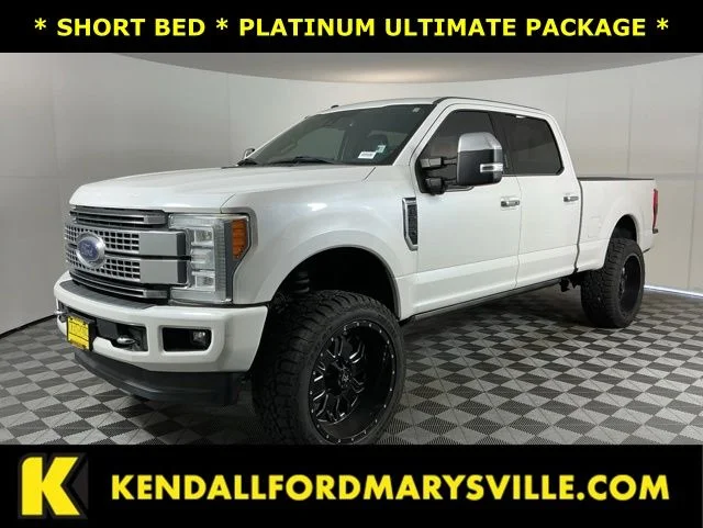 2017 Ford F-350 Platinum 4x4 Crew Cab 160 in SRW's photo