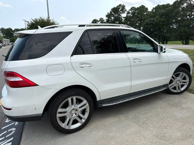 Used 2015 White Mercedes-Benz ML 350 image 6