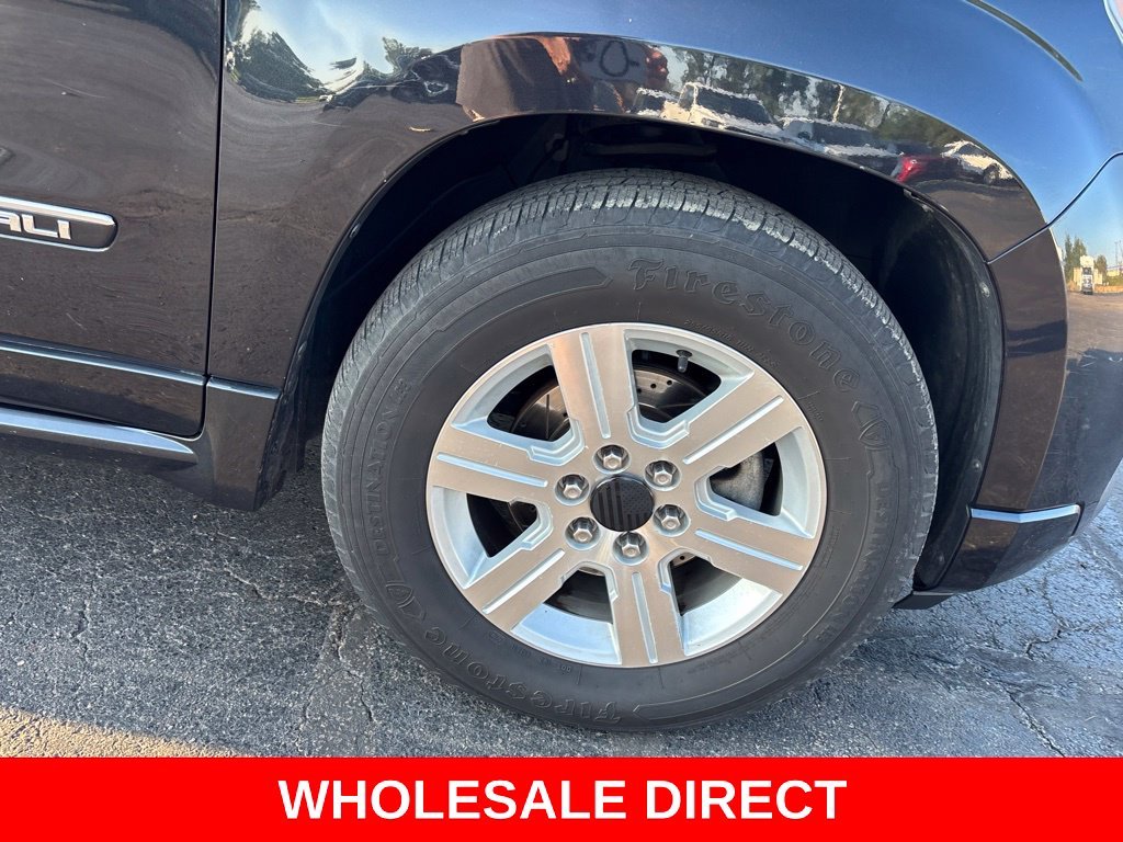 Used 2015 Carbon Black Metallic GMC Denali image 12