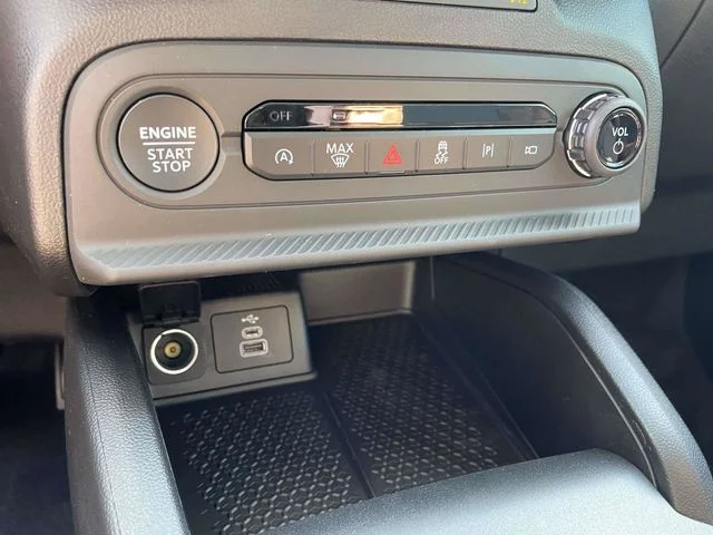 New 2026 Gray Ford Outer Banks image 9