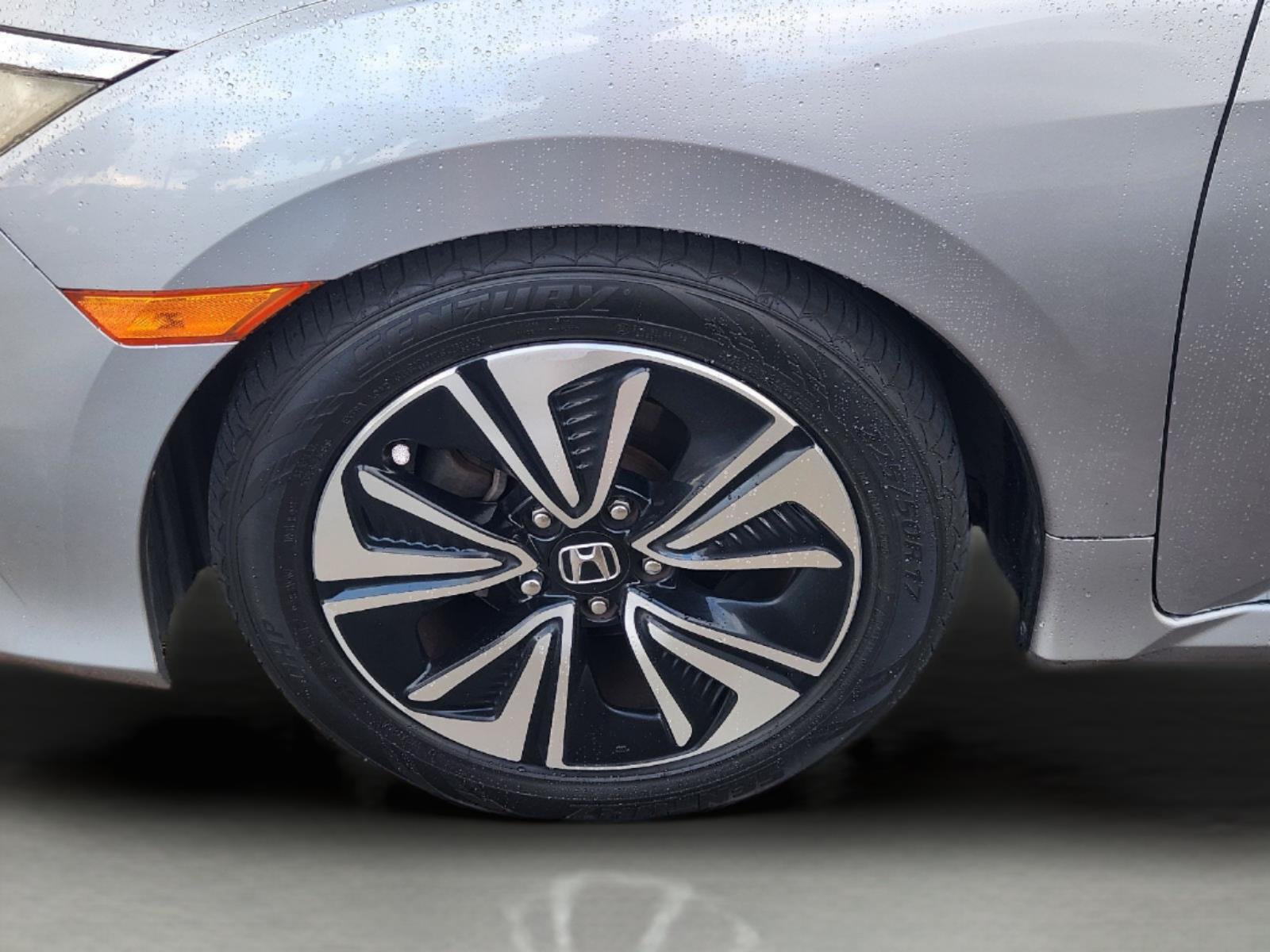 Used 2017 Lunar Silver Metallic Honda EX-T image 6