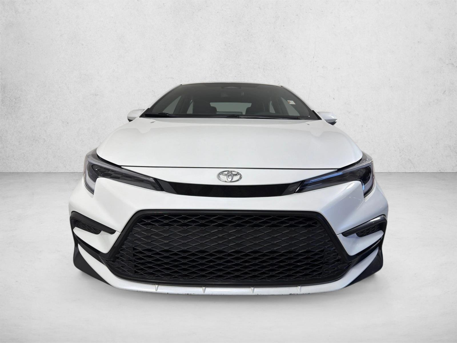 Certified Used 2025 Wind Chill Pearl Toyota SE image 8