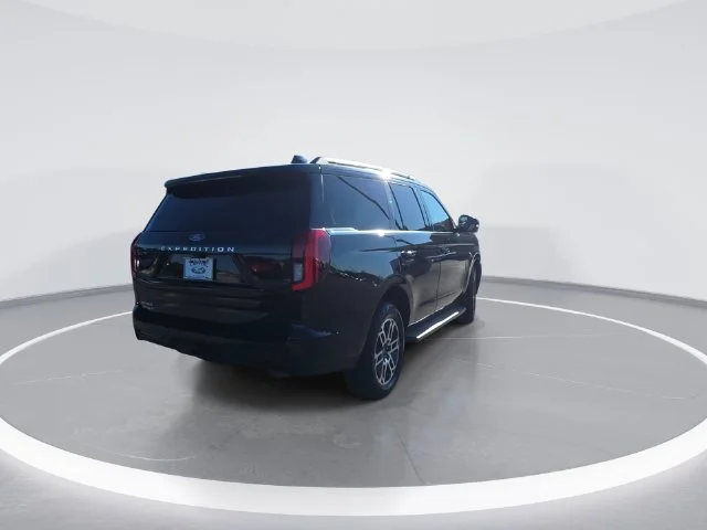 Used 2025 Black Ford Active image 8