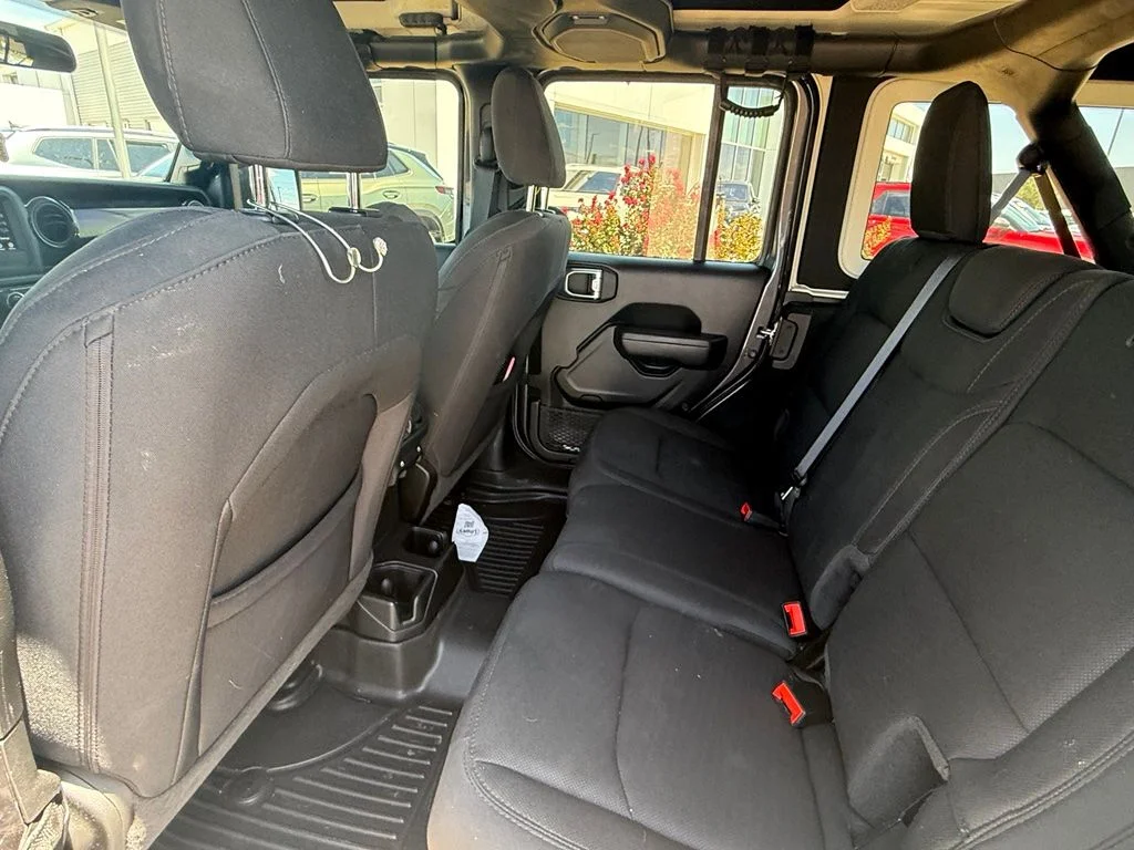 Used 2022 Granite Crystal Metallic Clearcoat Jeep Unlimited Sport Altitude image 11