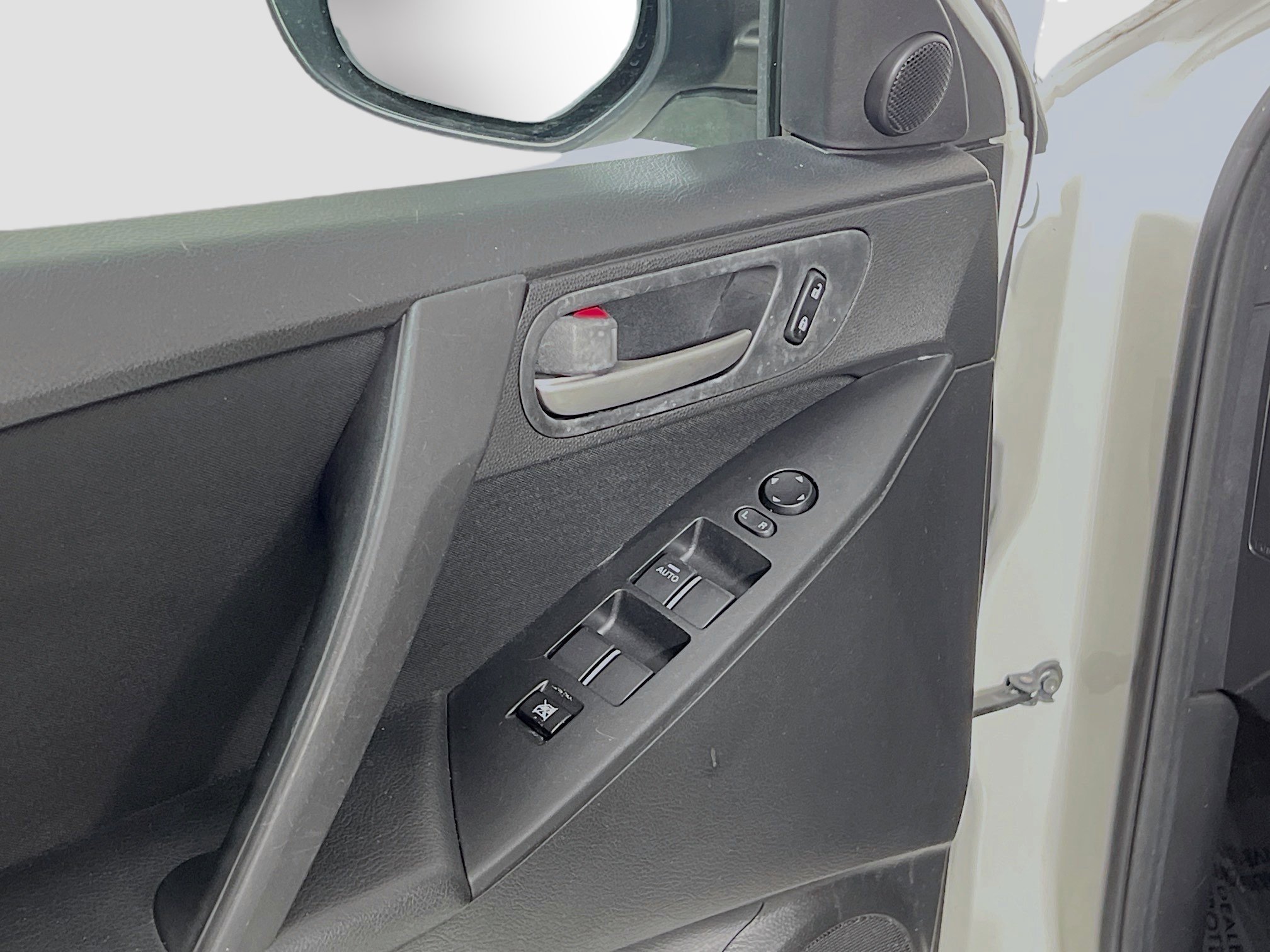 Used 2011 Crystal White Pearl Mica Mazda i Touring image 13