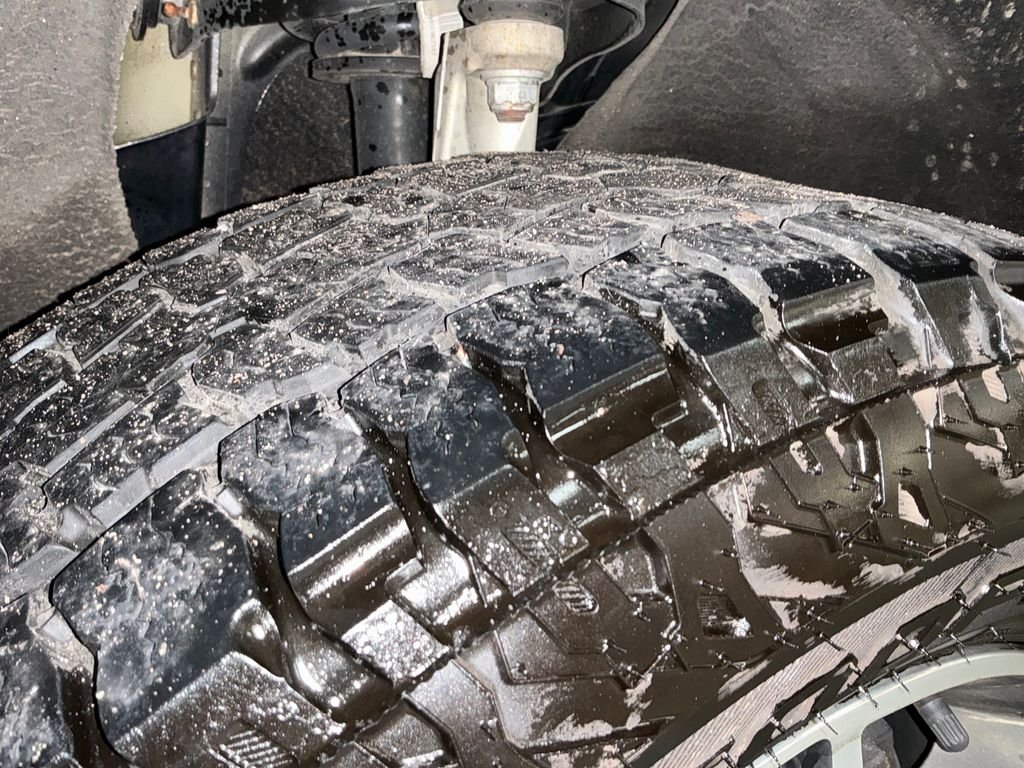 Used 2019 Gray Jeep Limited image 12