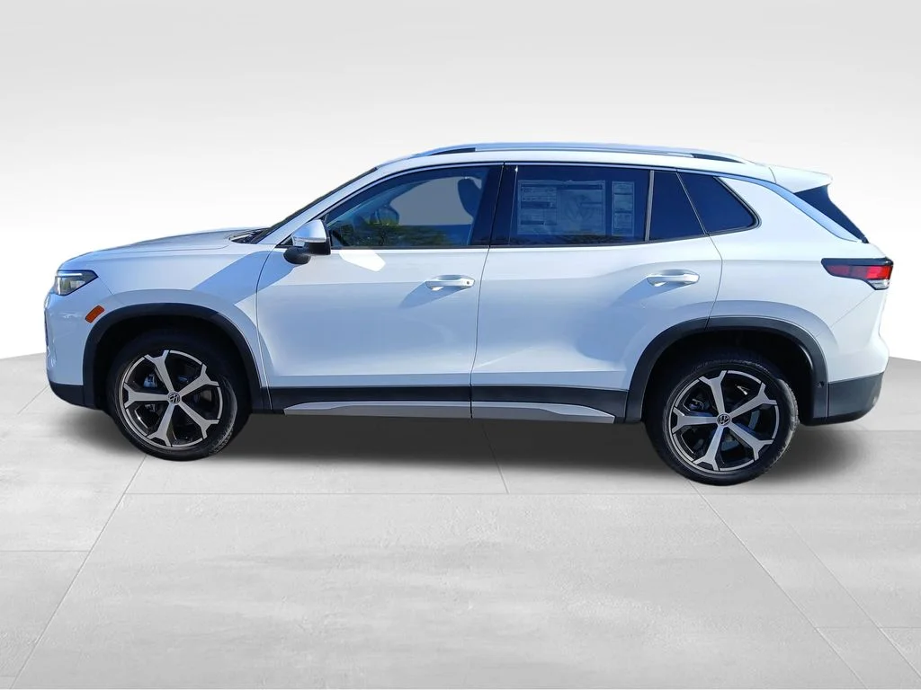 New 2026 White Volkswagen 2.0T SE image 2