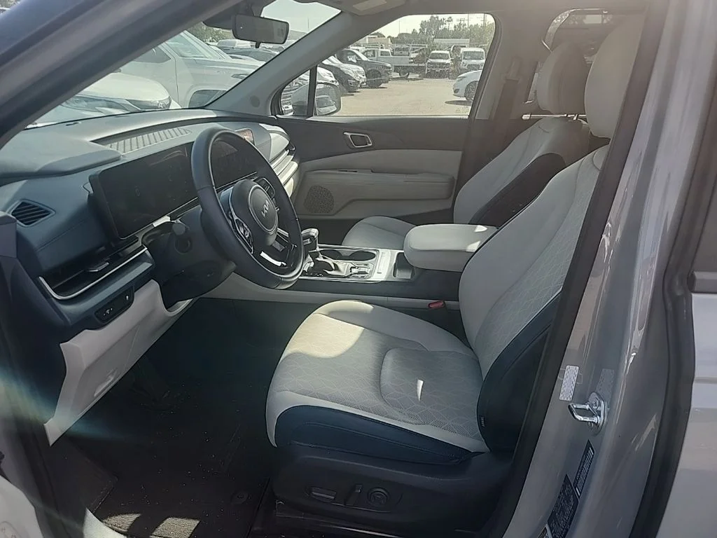 Certified Used 2025 White Kia EX image 19