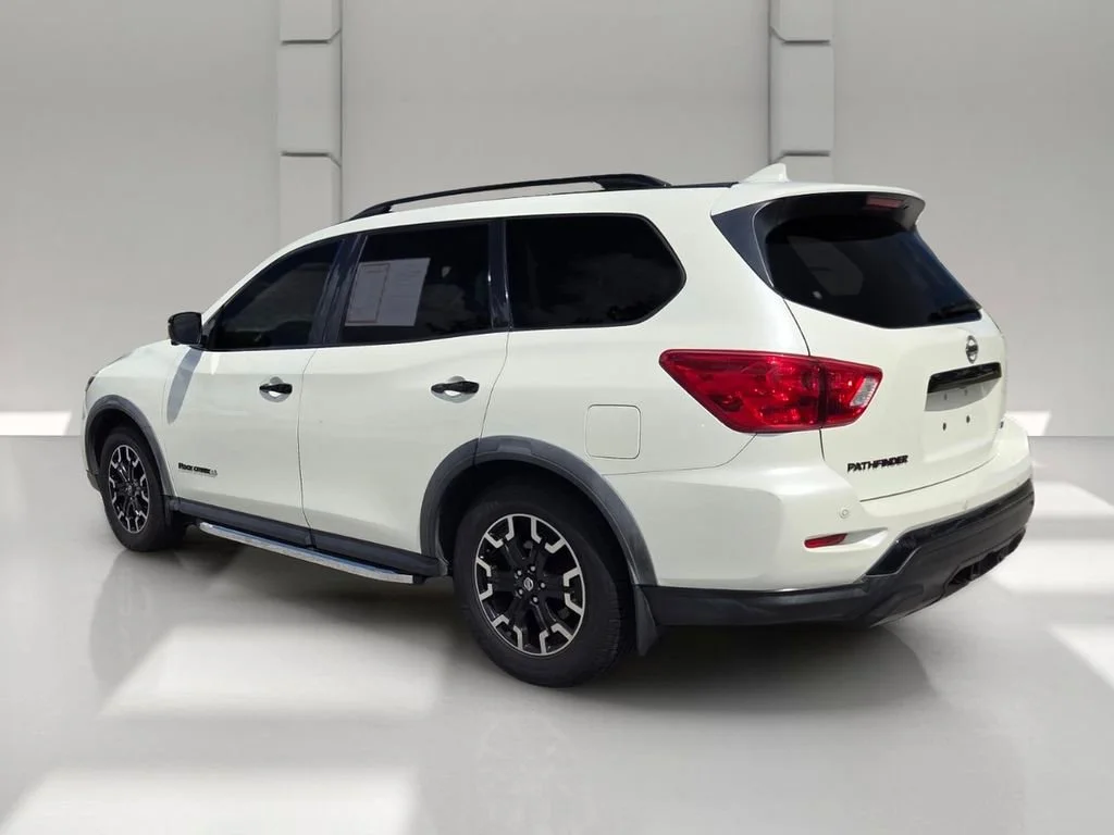 Used 2020 Pearl White Tricoat Nissan SL image 7