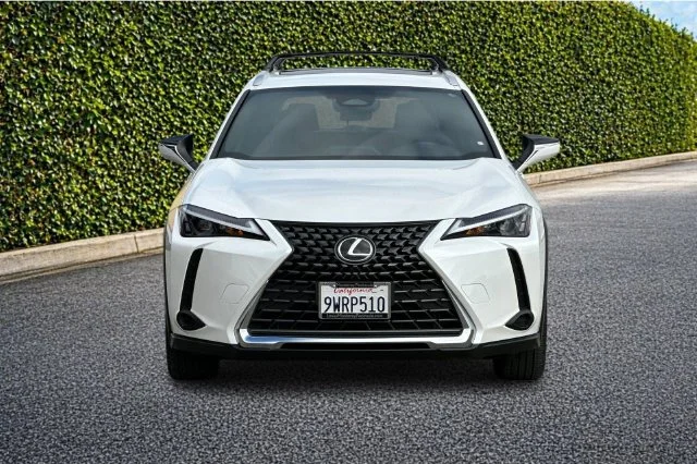 Certified Used 2025 White Lexus 300h image 9