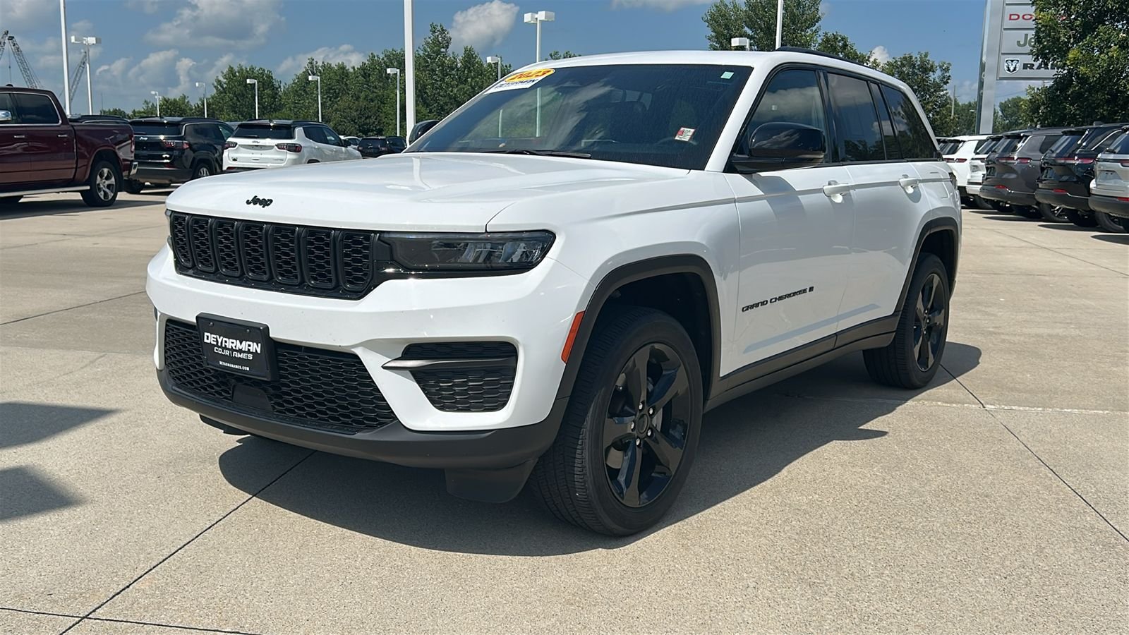Certified Used 2023 White Jeep Altitude X image 8