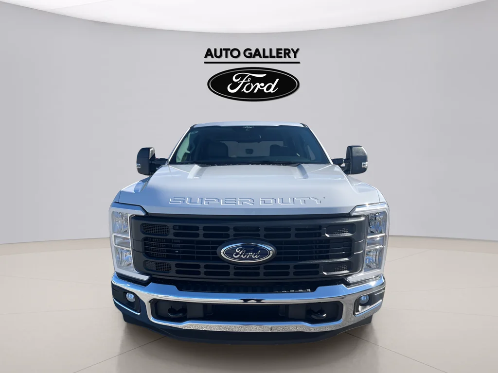 New 2026 Oxford White Ford F-350® XL image 2