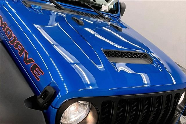 Used 2021 Hydro Blue Pearlcoat Jeep Mojave image 11
