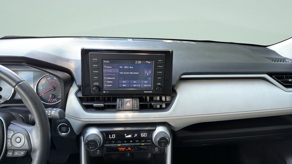 Used 2022 Silver Toyota XLE Premium image 20