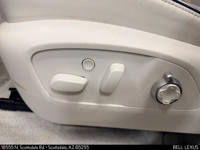 Used 2026 Blue Buick Avenir image 18