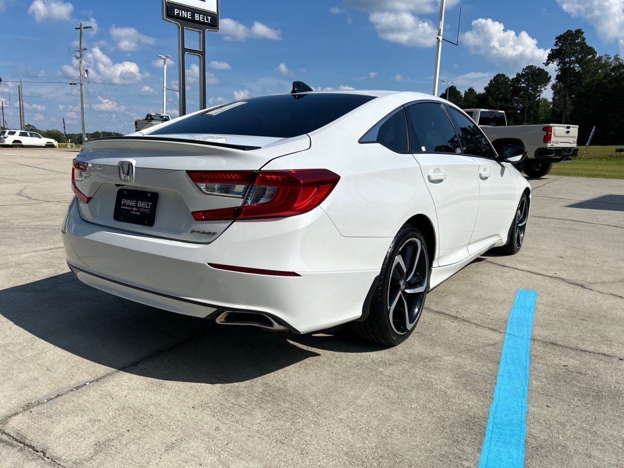 Used 2022 White Honda Sport image 3