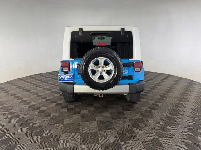 Used 2017 Blue Jeep Unlimited Sahara image 7