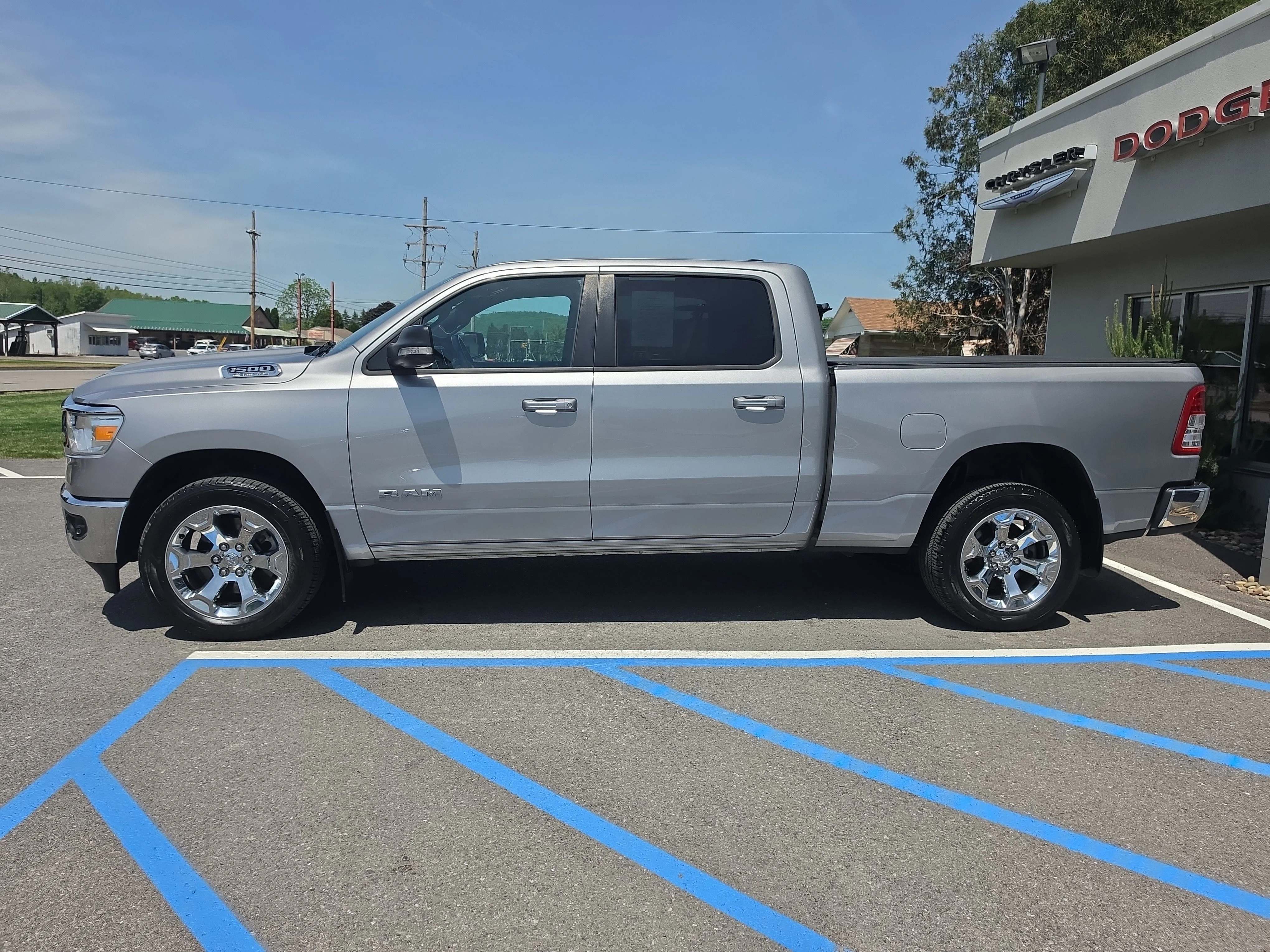 Used 2022 Billet Silver Metallic Clearcoat Ram Big Horn image 7