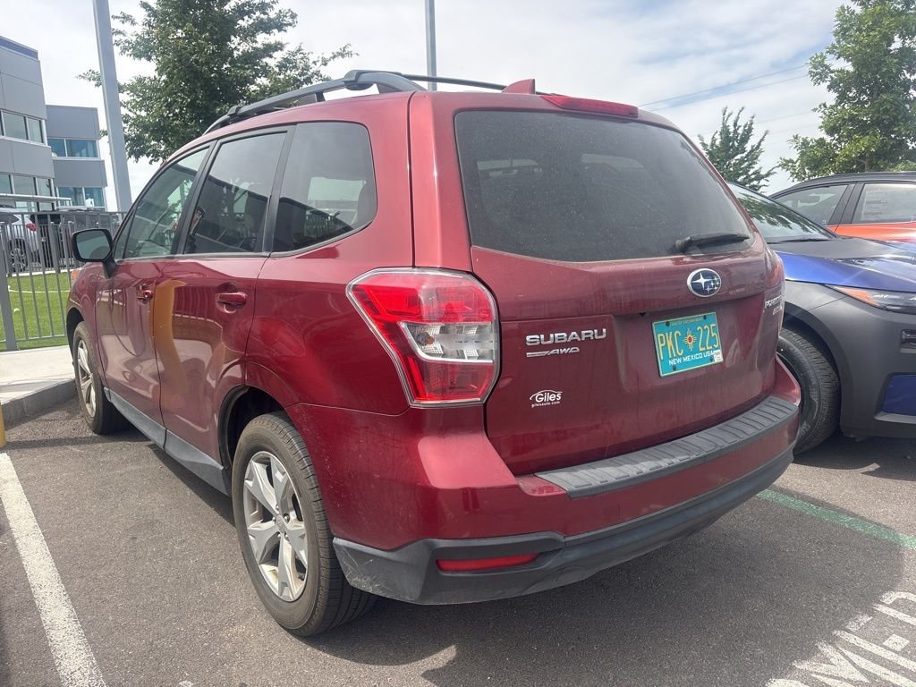 Used 2016 Red Subaru 2.5i Premium image 6