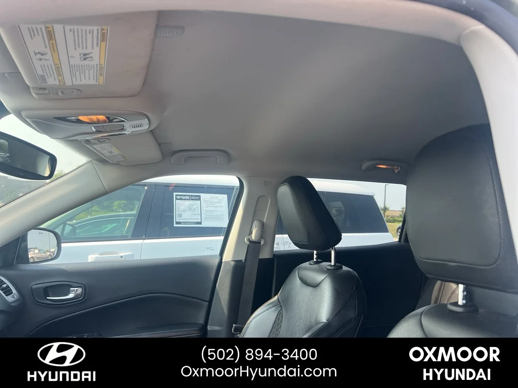 Used 2021 Olive Green Pearlcoat Jeep Latitude image 7