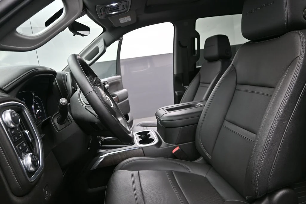 Used 2022 Blue GMC Denali image 20
