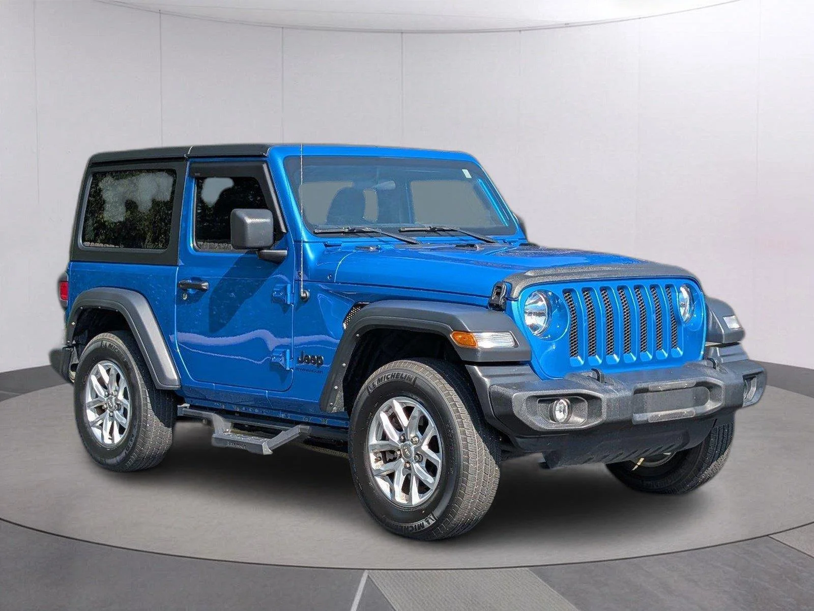 Used 2023 Hydro Blue Pearlcoat Jeep Sport S image 8