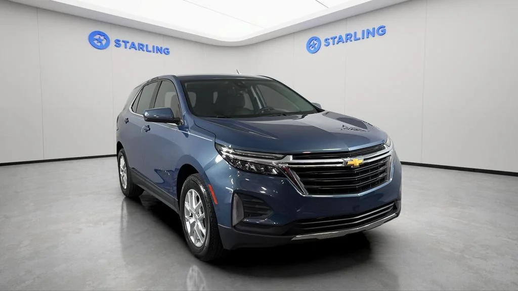 Used 2024 Lakeshore Blue Metallic Chevrolet LT image 15