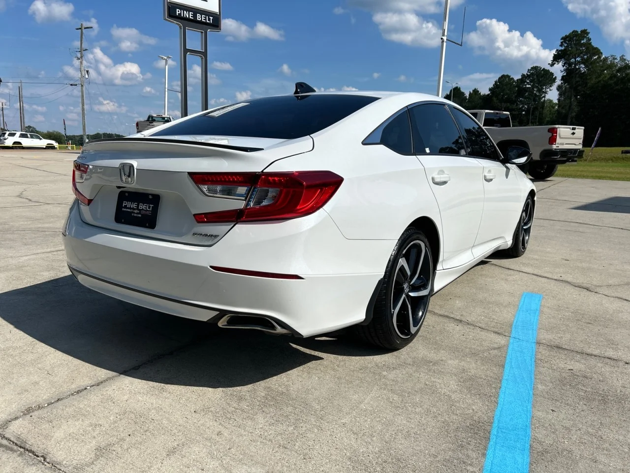 Used 2022 White Honda Sport image 3